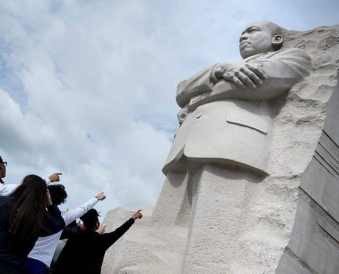 Pope Francis upholds Martin Luther King's nonviolent legacy